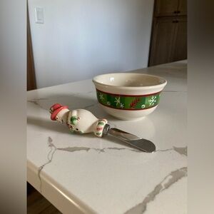 Longaberger Bluster the Snowman Holiday dip bowl spreader set pottery snowflake